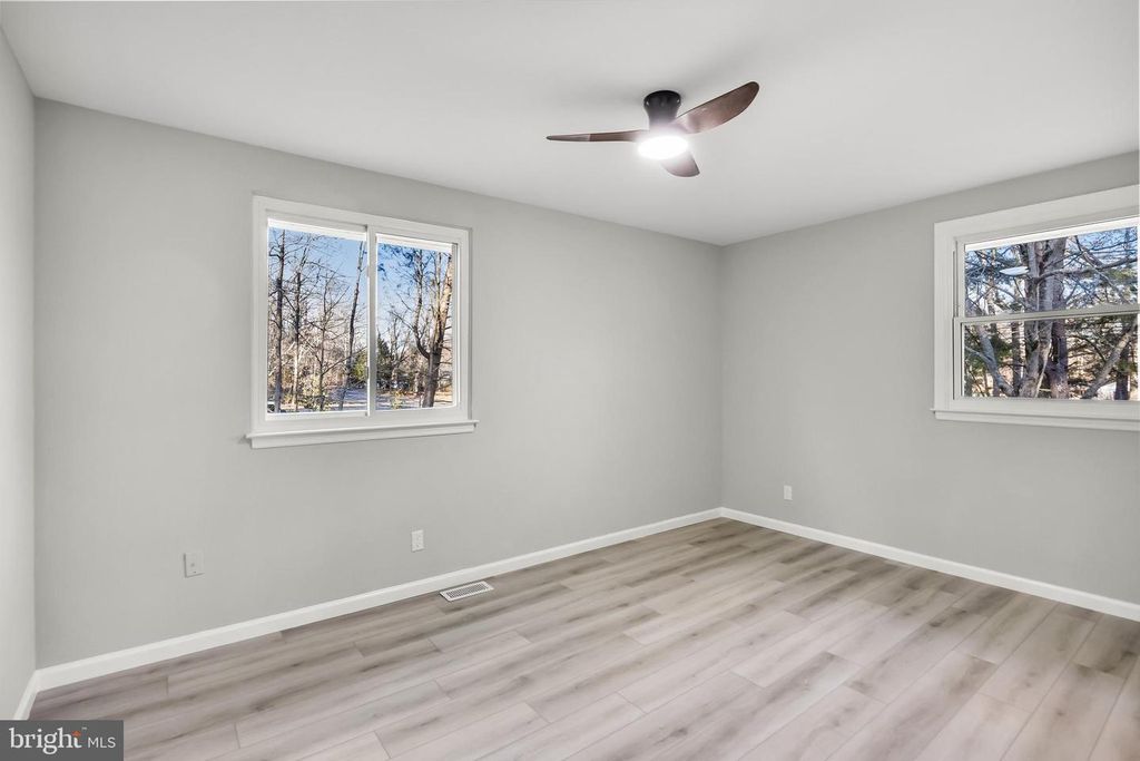 Image 15 of property listing at 52 TAUNTON RD, Medford, NJ 08055