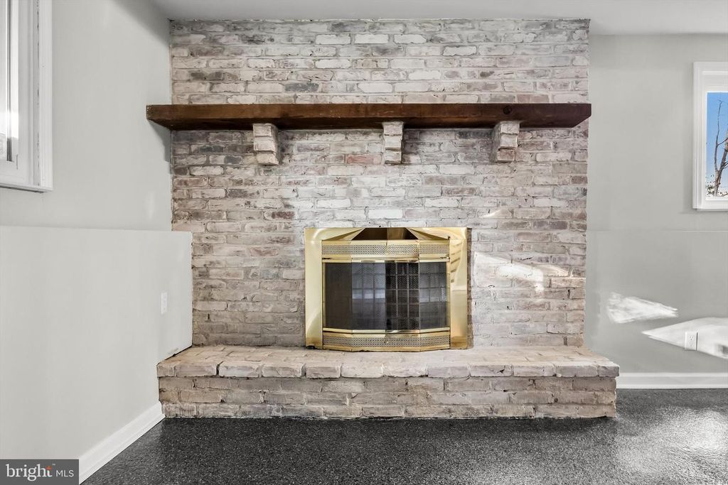 Image 26 of property listing at 52 TAUNTON RD, Medford, NJ 08055