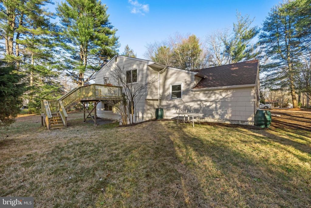 Image 30 of property listing at 52 TAUNTON RD, Medford, NJ 08055