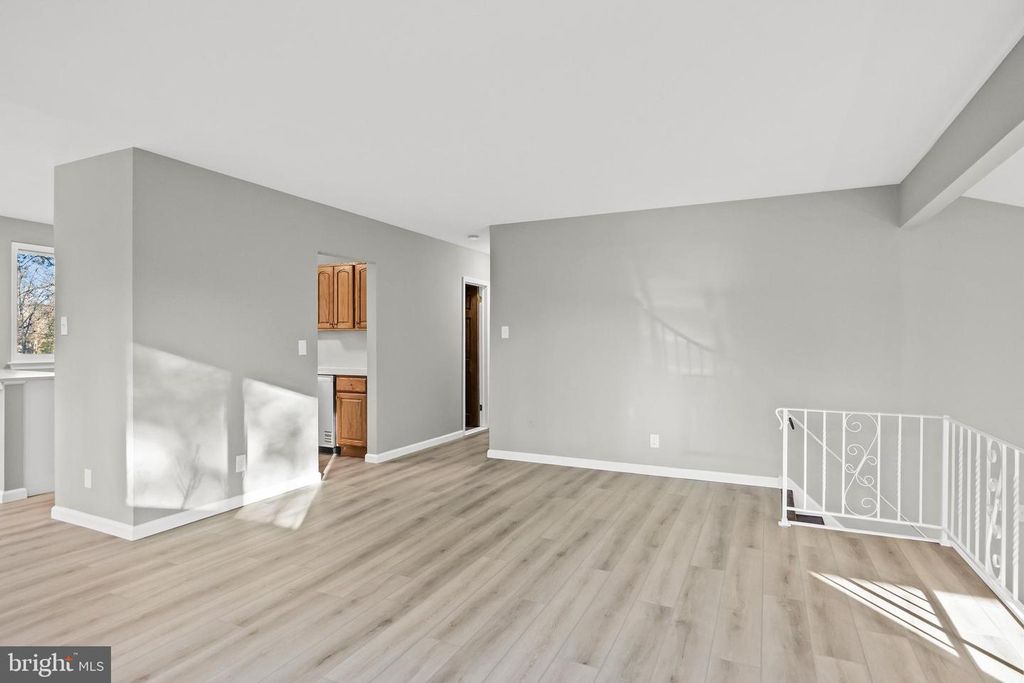 Image 8 of property listing at 52 TAUNTON RD, Medford, NJ 08055