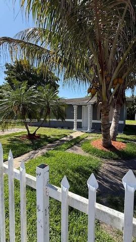 2508 Superior St ., Opa-locka, FL 33054