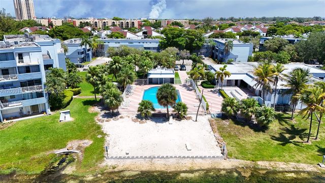 9351 Fontainebleau Boulevard B415, Miami, FL 33172