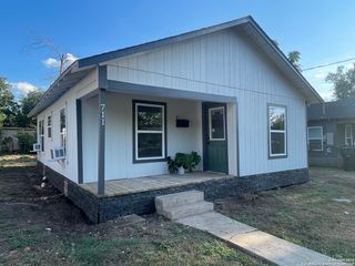 711 Mitchell, Seguin, TX 78155