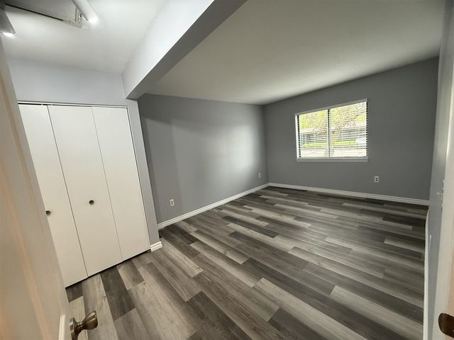 1476 W Chateau Vert, Ypsilanti, MI 48197