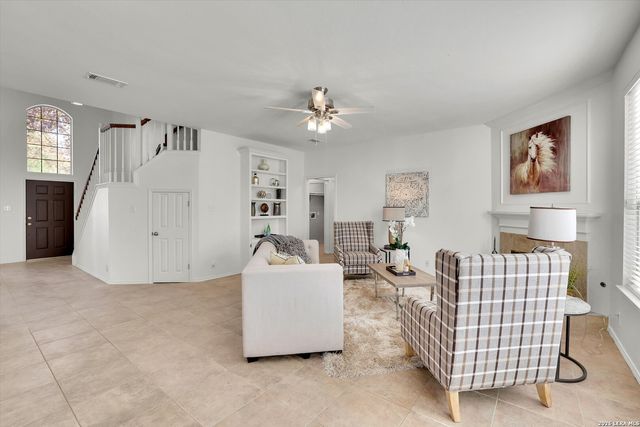 1210 Ambridge St, San Antonio, TX 78258