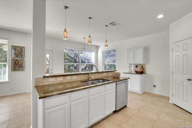 1210 Ambridge St, San Antonio, TX 78258