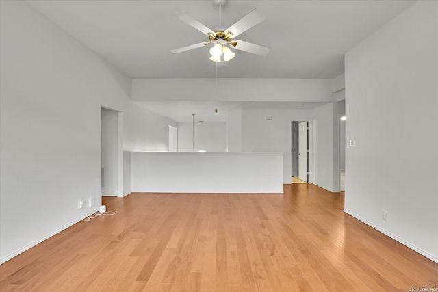 1210 Ambridge St, San Antonio, TX 78258