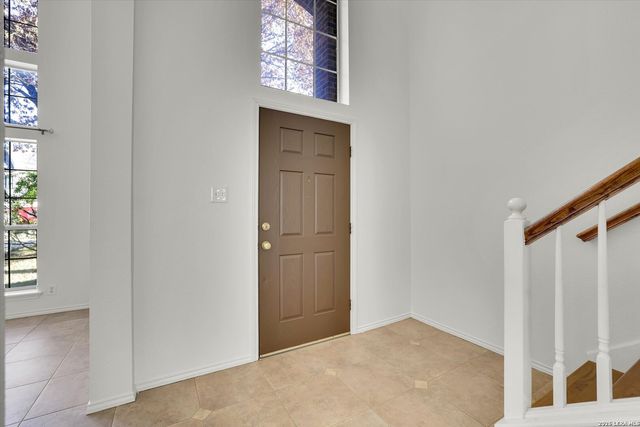 1210 Ambridge St, San Antonio, TX 78258