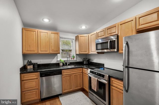 2439 E LETTERLY ST, Philadelphia, PA 19125