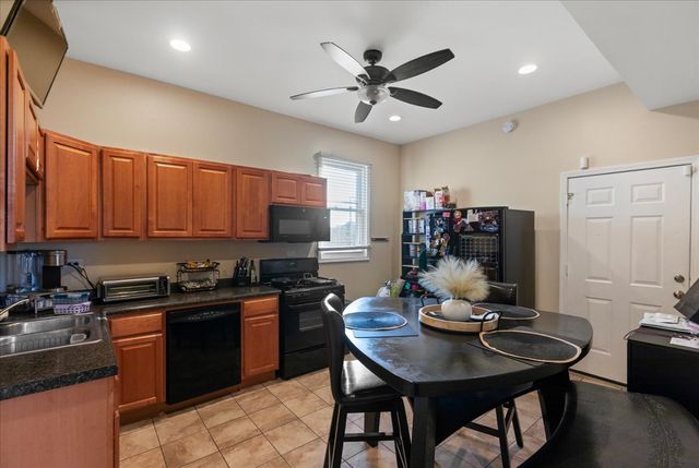 2028 N Hamlin Avenue 2, Chicago, IL 60647