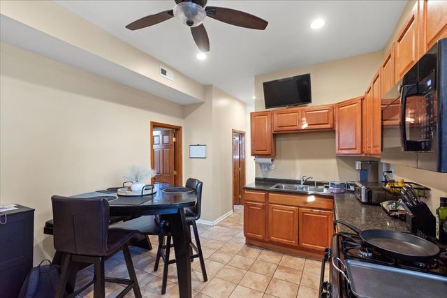 2028 N Hamlin Avenue 2, Chicago, IL 60647