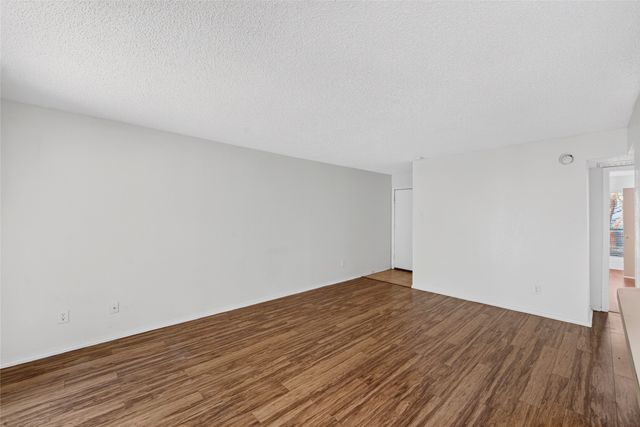 5840 Spring Valley 305, Dallas, TX 75254
