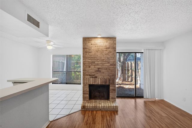 5840 Spring Valley 305, Dallas, TX 75254