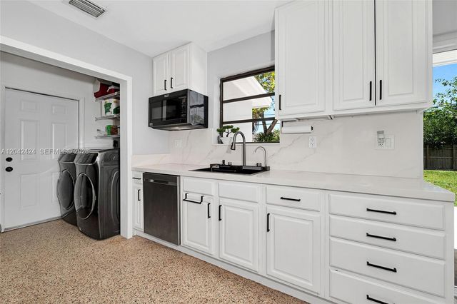 19601 Belview Drive, Cutler Bay, FL 33157