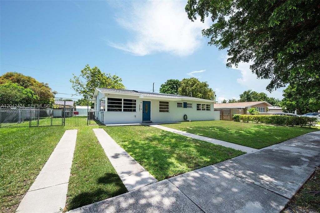 19601 Belview Drive, Cutler Bay, FL 33157