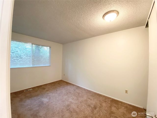16518 NE 85th Street, Redmond, WA 98052