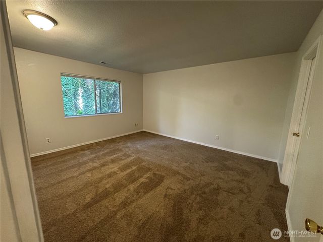 16518 NE 85th Street, Redmond, WA 98052
