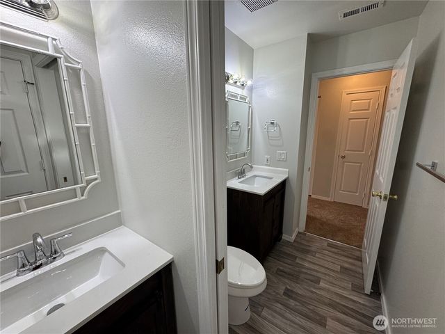 16518 NE 85th Street, Redmond, WA 98052