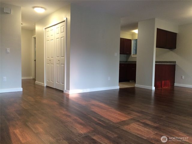 16518 NE 85th Street, Redmond, WA 98052