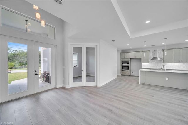 3315 Andalusia BLVD, Cape Coral, FL 33909