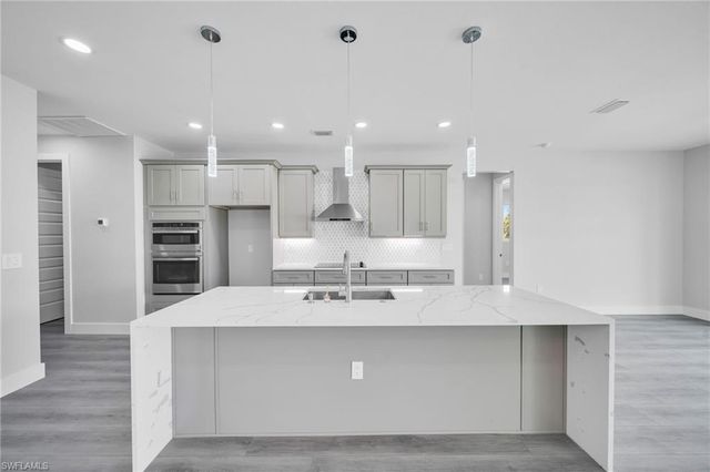 3315 Andalusia BLVD, Cape Coral, FL 33909