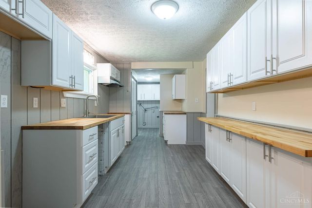 989 E Ogden Road, Adams Twp, OH 45177