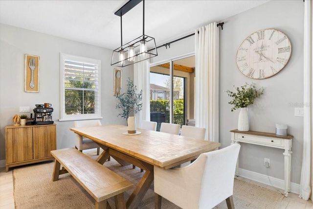 2017 WOODLEAF HAMMOCK COURT, Bradenton, FL 34211