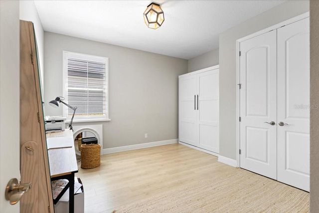 2017 WOODLEAF HAMMOCK COURT, Bradenton, FL 34211