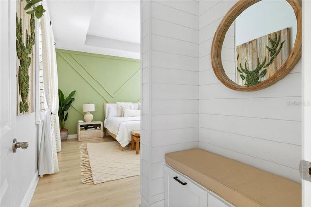 2017 WOODLEAF HAMMOCK COURT, Bradenton, FL 34211