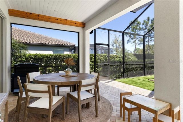 2017 WOODLEAF HAMMOCK COURT, Bradenton, FL 34211