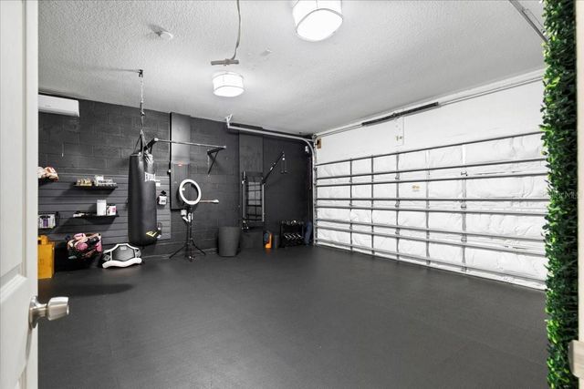 2017 WOODLEAF HAMMOCK COURT, Bradenton, FL 34211