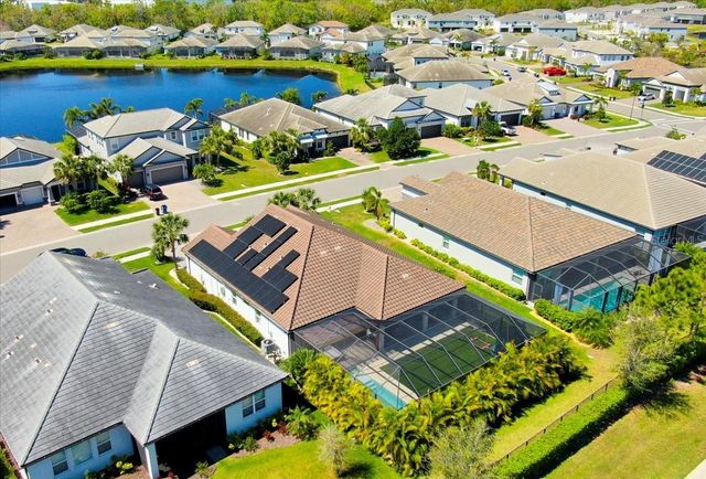 2017 WOODLEAF HAMMOCK COURT, Bradenton, FL 34211