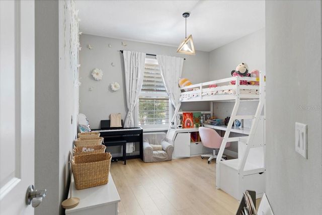 2017 WOODLEAF HAMMOCK COURT, Bradenton, FL 34211