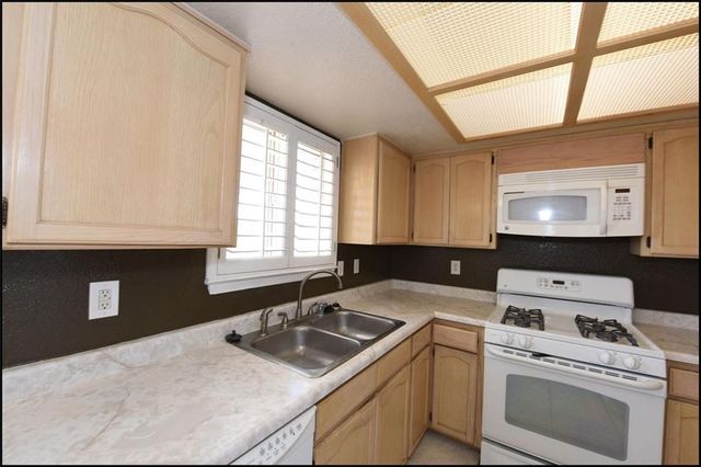 11466 Napolske Court, El Paso, TX 79936