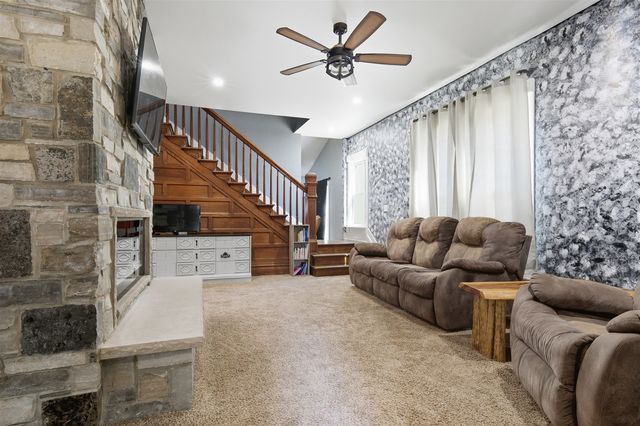 319 W Moulton Street, Pontiac, IL 61764