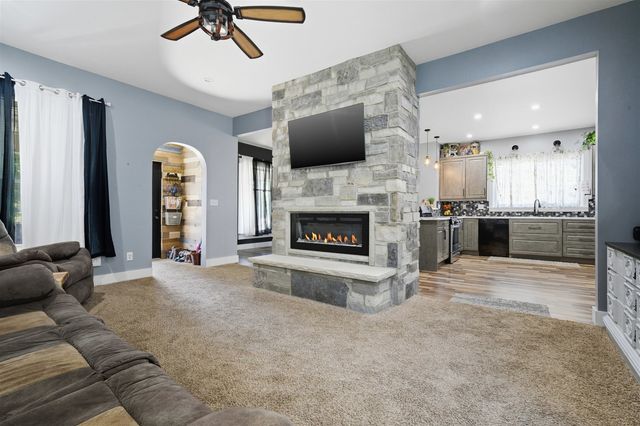 319 W Moulton Street, Pontiac, IL 61764