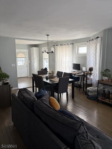 35 Franklin Ave, Clifton City, NJ 07011