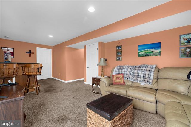 8003 FOXGREEN CT, Glen Burnie, MD 21061