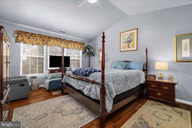 8003 FOXGREEN CT, Glen Burnie, MD 21061