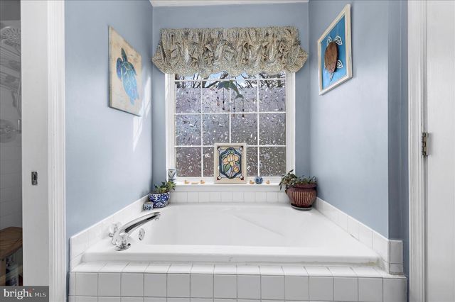 8003 FOXGREEN CT, Glen Burnie, MD 21061