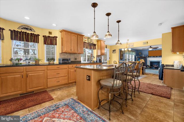 8003 FOXGREEN CT, Glen Burnie, MD 21061