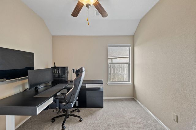 482 Travertine TRL, Buda, TX 78610