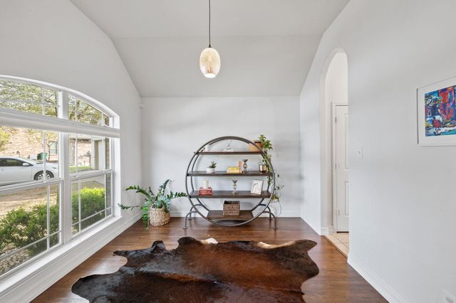 482 Travertine TRL, Buda, TX 78610