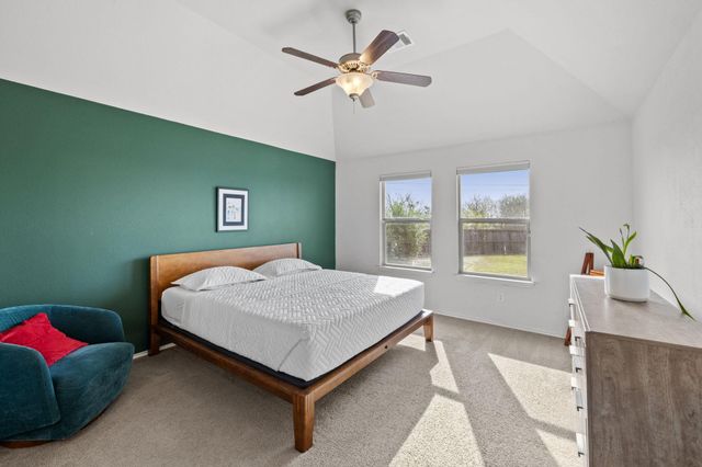 482 Travertine TRL, Buda, TX 78610