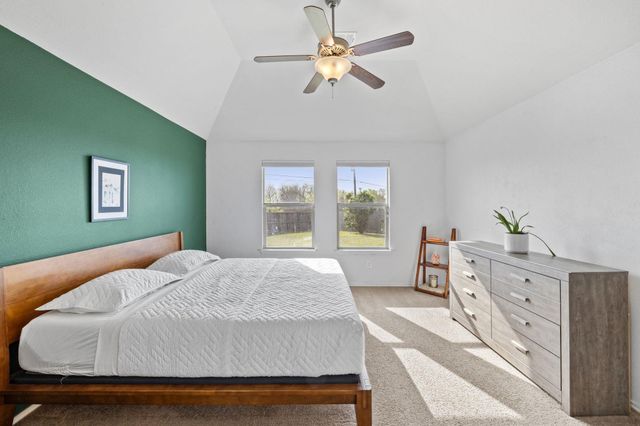 482 Travertine TRL, Buda, TX 78610