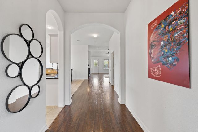 482 Travertine TRL, Buda, TX 78610