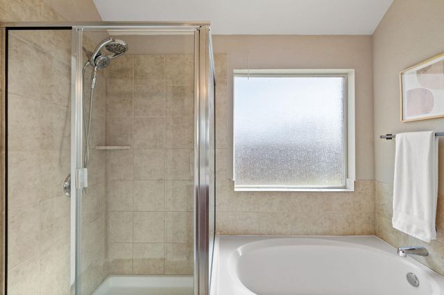 482 Travertine TRL, Buda, TX 78610