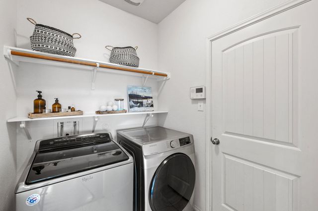 482 Travertine TRL, Buda, TX 78610