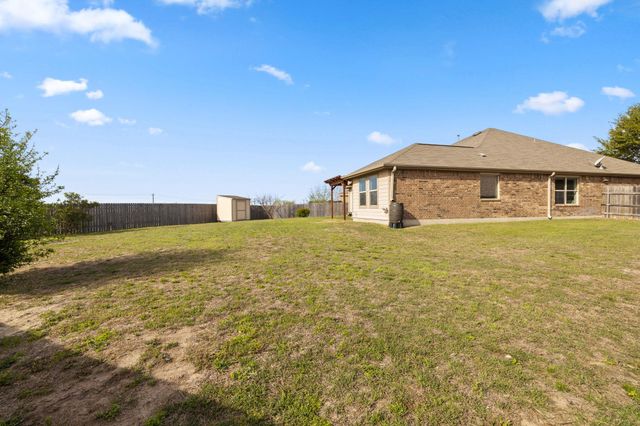 482 Travertine TRL, Buda, TX 78610