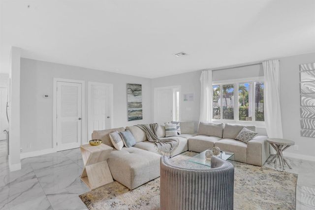 3025 Center Avenue, Fort Lauderdale, FL 33308